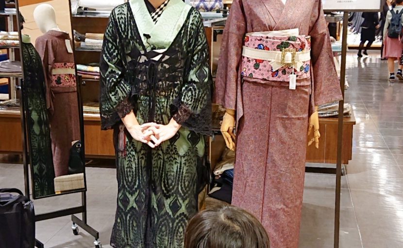 阪急百貨店うめだ本店で帯結ばない帯結び実演